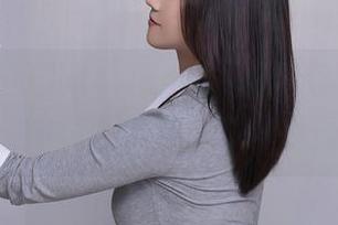 秀人网 – 可儿kayen的礼服图包:穿越时空的气质合集,快来感受