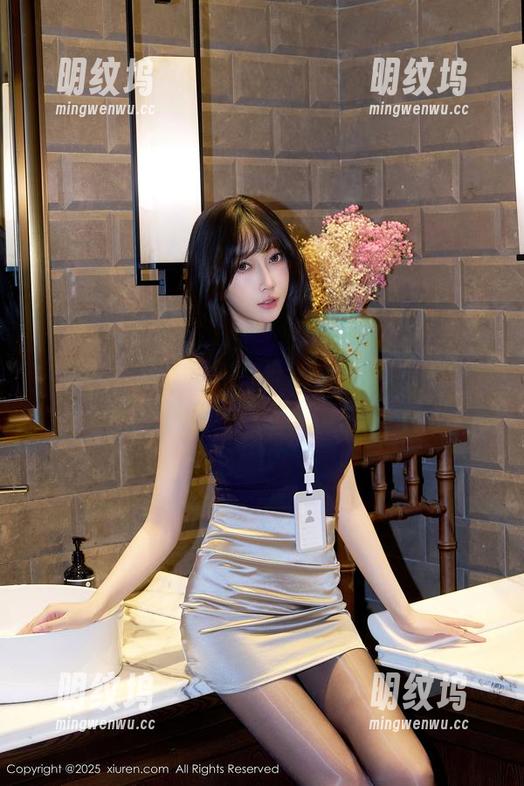 秀人网-安妮Tess 秀人网 - 安妮Tess的在线天地:修女风格写真,图片温柔得令人想多想。
