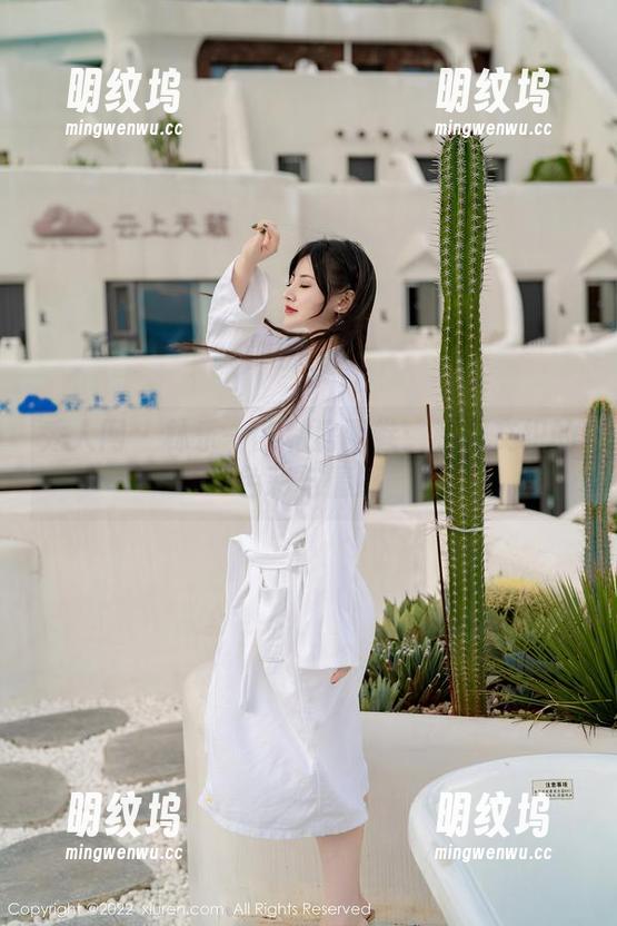 秀人网-林乐一 秀人网 - 林乐一的私房画卷:和服交织的色彩与情感