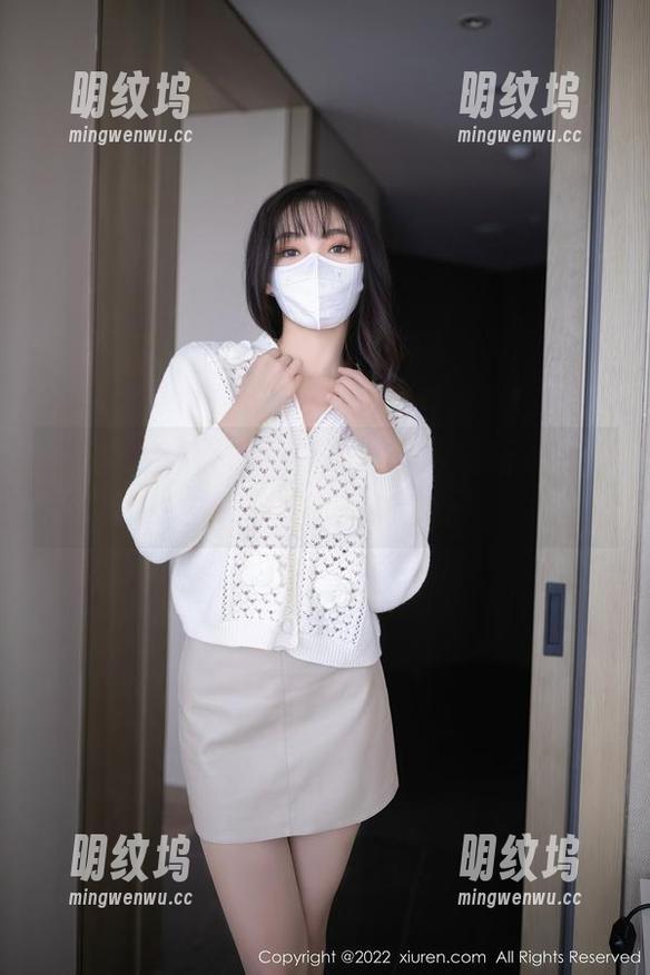 秀人网-林子遥 秀人网 - 图包里的林子遥:浴缸让人妄想的私房瞬间