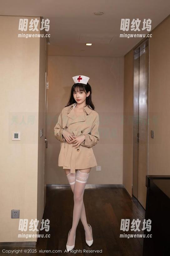 秀人网 - 定制兔女郎的魔力：王薇薇让每一瞬间都充满惊喜