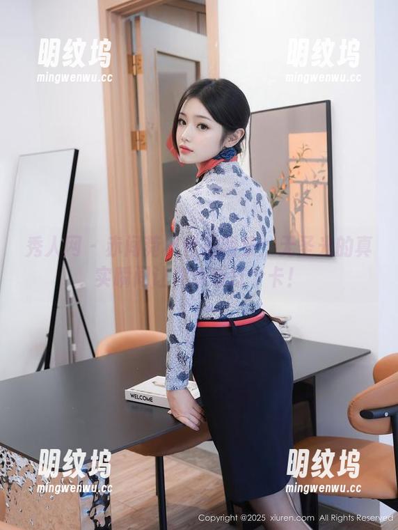 秀人网 - 赤间菀枫自拍图集：无圣光的真实瞬间让你也想打个卡！