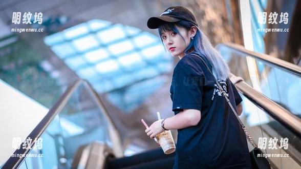 秋楚楚不秃头 秋楚楚不秃头的粉色物语:写真集更新,让我们一起聊聊心情吧