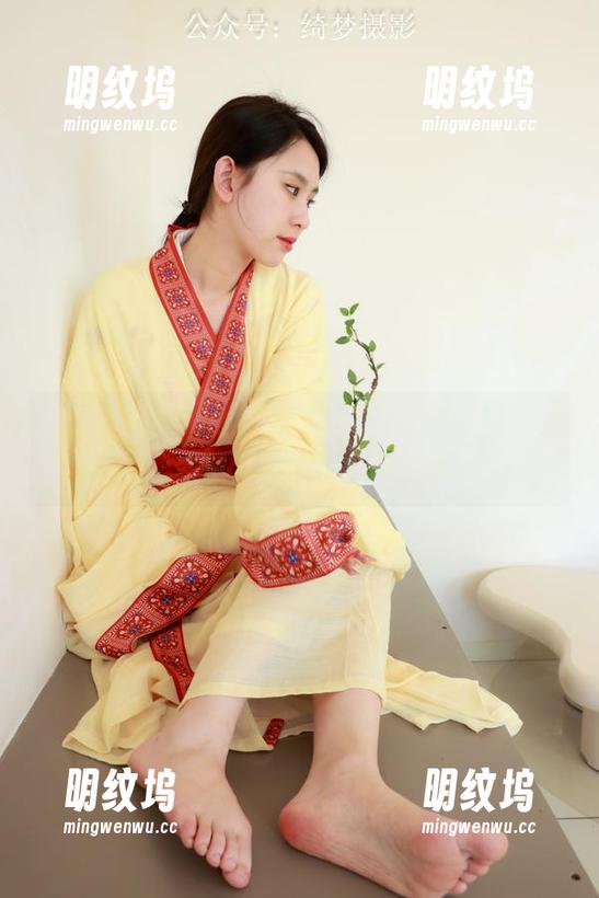 绮梦摄影-涵涵 绮梦摄影 - 最新涵涵JK美图,轻轻唤起心底那点朦胧的向往!