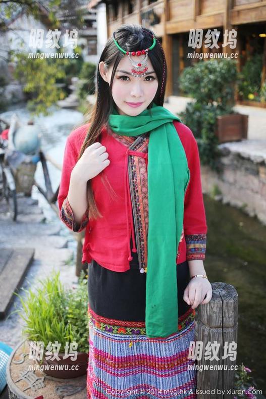 美媛馆-Flower朱可儿 美媛馆 - Flower朱可儿大理旅拍记录:我只想在阳光下凸显我的“刘海”,结果却拍了一堆风景图片!