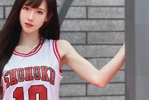 腐团儿Ikaros在英雄联盟里的风女，美图与照片让人神往！