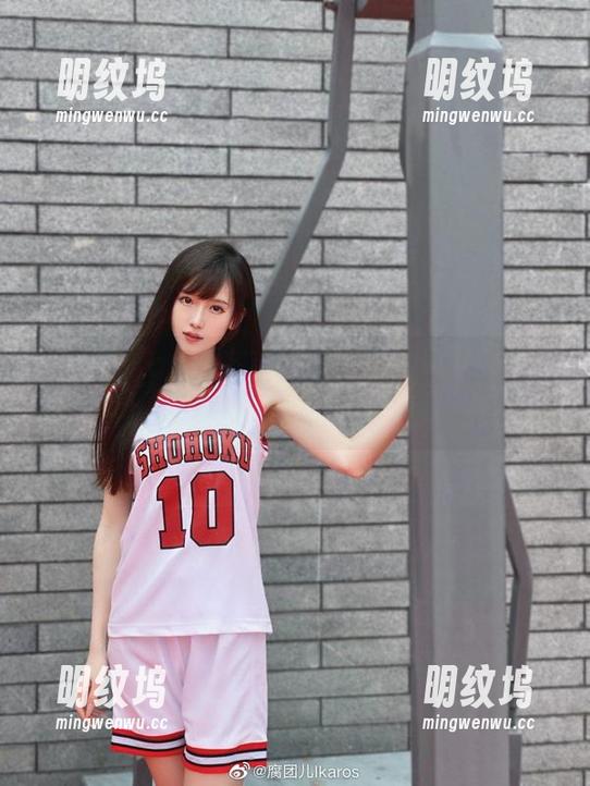腐团儿Ikaros 腐团儿Ikaros在英雄联盟里的风女,美图与照片让人神往!