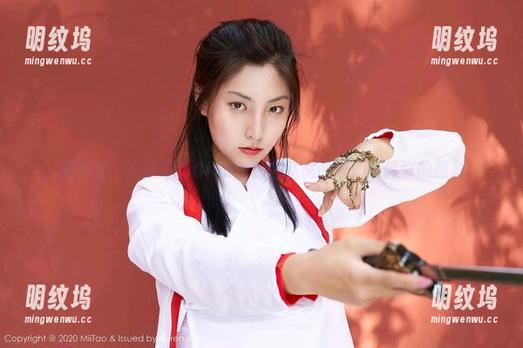 蜜桃社-Gina 蜜桃社 - 亮瞎眼!Gina的秘密私房图包,反转你的想象