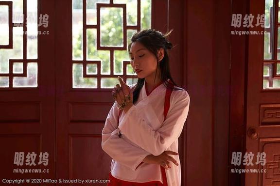 蜜桃社-美绪 蜜桃社 - 私拍女仆大集合,美绪恭候您高贵的光临!