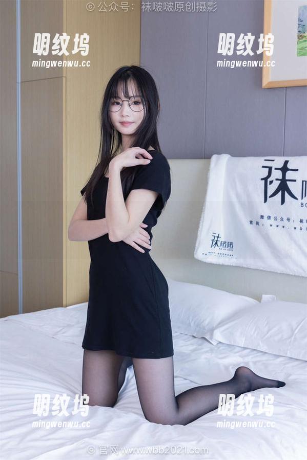袜啵啵-甜甜圈 袜啵啵 - 甜甜圈作品:白丝(脚尖加固款)——每一帧都是想象力的极限!