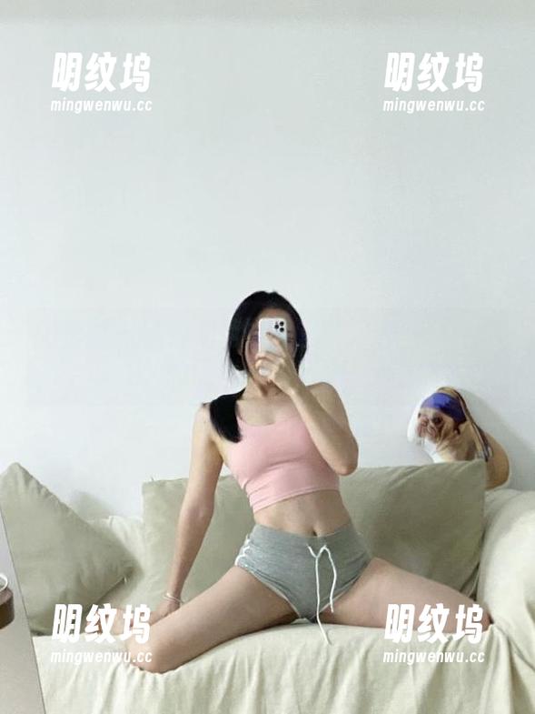 铁锤姐姐 微密圈 - 铁锤姐姐办公室版的美学:说好的原图与图集呢?