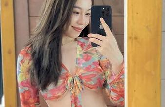 微密圈 – 让铁锤姐姐带你体会女王气息,免费作品随你享!