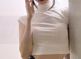 微密圈 – 陈妮妮UNI私房美图:在魅惑熟女的世界里徘徊,真是醉了。