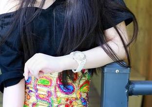 青豆客 – 假装优雅，喵喵哒女孩私房写真里的小调皮。